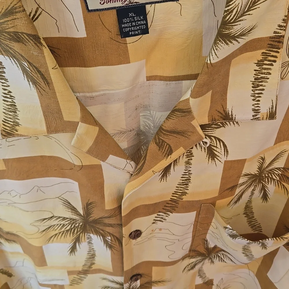 Tommy Bahama Yellow Palm Tree Shirt - Picture 5 of 10